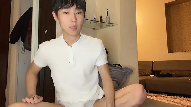 Snapshot of Brian_Stars chatting on 12.16.25 Brian Stars online show from 12.16.25