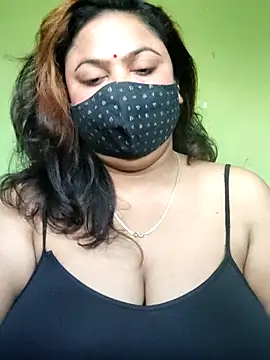 Snapshot of rani130 chatting on 11.28.25 rani130 online show from 11.28.25