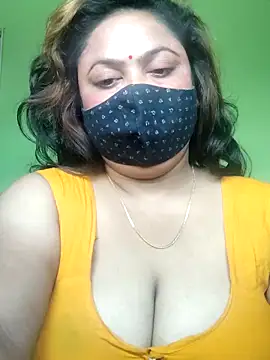 Snapshot of rani130 chatting on 11.29.25 rani130 online show from 11.29.25