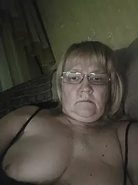 Snapshot of Violet5364 chatting on 06.15.26 Violet5364 online show from 06.15.26