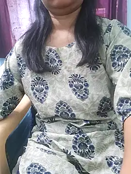 Snapshot of Jassi_Does chatting on 03.15.25 Jassi Does online show from 03.15.25