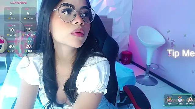 Snapshot of Sussan_love01 chatting on 02.13.25 Sussan love01 online show from 02.13.25