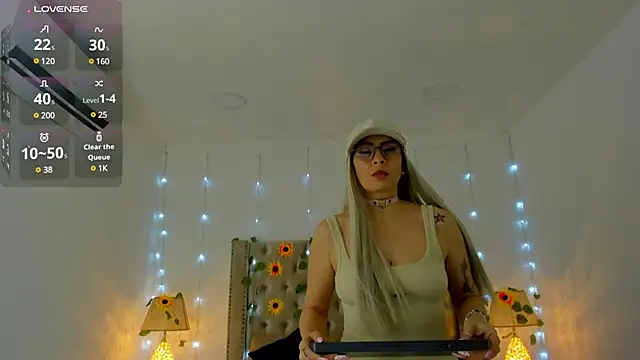 Snapshot of CandieGilson__ chatting on 03.14.25 CandieGilson   online show from 03.14.25