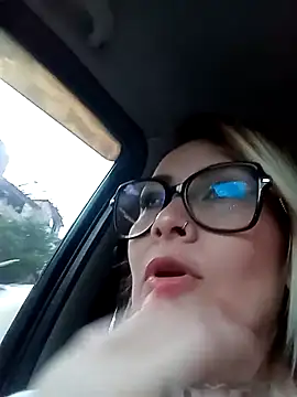 Snapshot of CandieGilson__ chatting on 09.21.25 CandieGilson   online show from 09.21.25