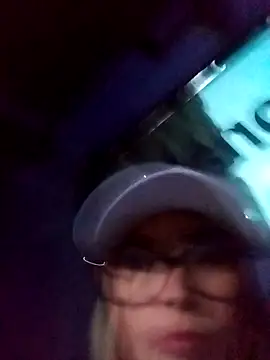 Snapshot of CandieGilson__ chatting on 09.24.25 CandieGilson   online show from 09.24.25