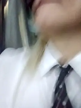 CandieGilson   online show from 12.04.25