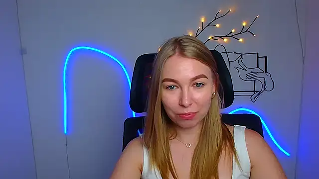 Snapshot of Dana_flowers chatting on 07.17.26 Dana flowers online show from 07.17.26