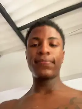 Snapshot of Bichorro chatting on 09.26.25 Bichorro online show from 09.26.25