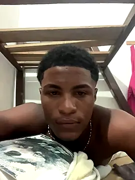 Snapshot of Bichorro chatting on 10.06.25 Bichorro online show from 10.06.25