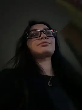 lunalovelee online show from 09.17.25