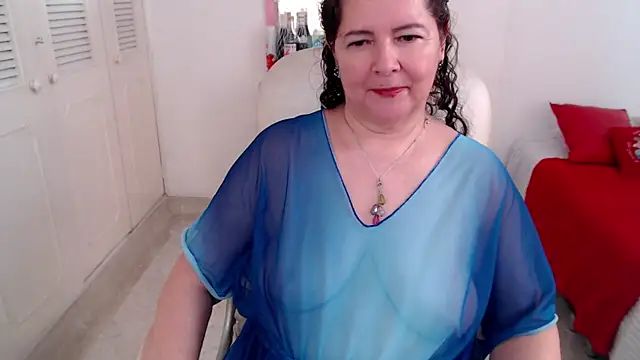 Snapshot of leonela_69 chatting on 06.13.26 leonela 69 online show from 06.13.26