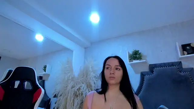 EmiliaRose  online show from 04.09.26