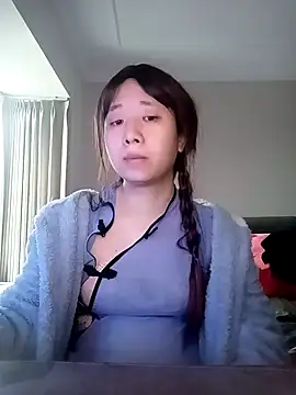 Snapshot of chenyunan chatting on 02.14.25 chenyunan online show from 02.14.25