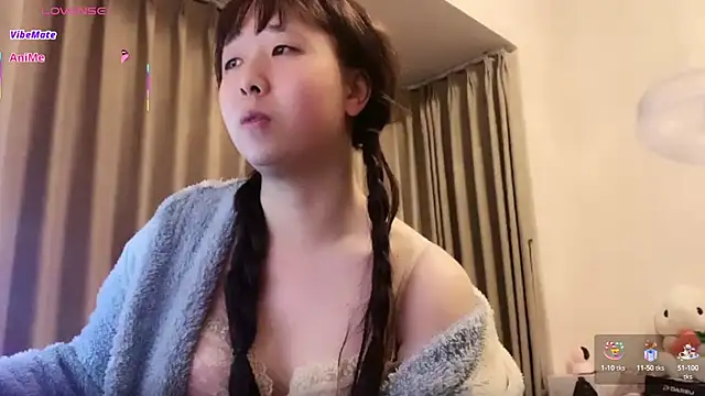 Snapshot of chenyunan chatting on 03.07.25 chenyunan online show from 03.07.25