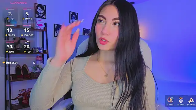 Miller Vanessa  online show from 11.17.25