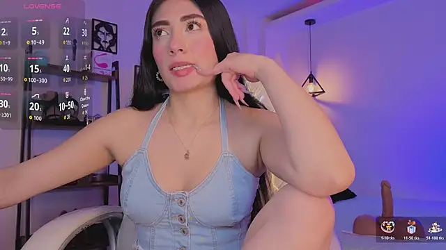 Miller Vanessa  online show from 11.24.25