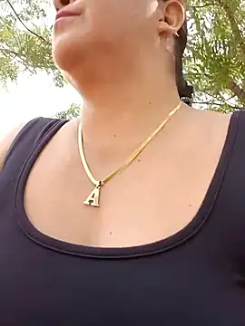 Snapshot of promiscuous-indecent-momm chatting on 03.12.25 promiscuous-indecent-momm online show from 03.12.25