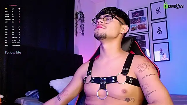 isaac-saenz online show from 11.11.25