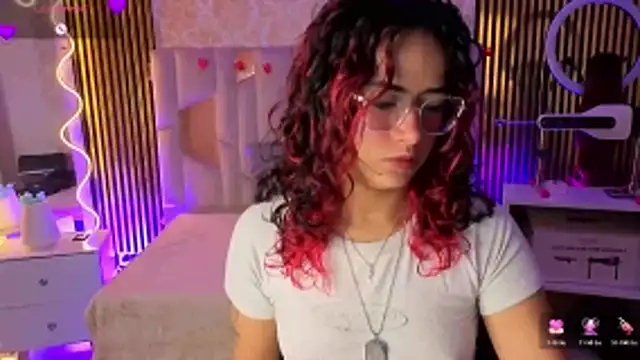 kristen tay online show from 03.17.26