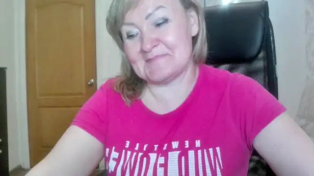 Snapshot of Victoria_secrets_ chatting on 06.03.26 Victoria secrets online show from 06.03.26