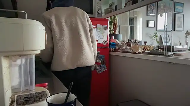 Snapshot of MikymikeBBWD chatting on 11.28.25 MikymikeBBWD online show from 11.28.25