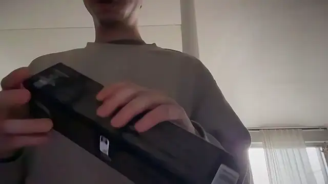 Snapshot of MikymikeBBWD chatting on 12.03.25 MikymikeBBWD online show from 12.03.25