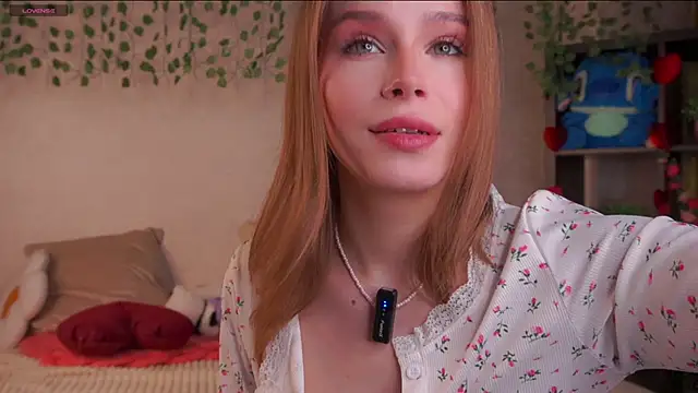 TaiteBayles online show from 03.10.26