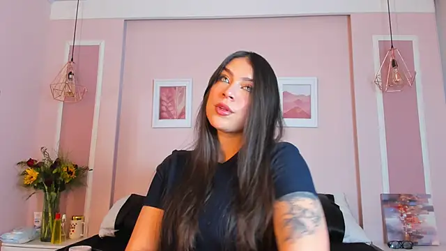 Snapshot of Annie_rhoades chatting on 09.11.25 Annie rhoades online show from 09.11.25