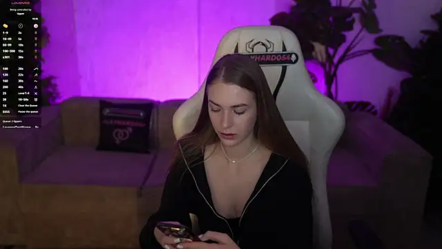 Snapshot of Layla_Sweet_ chatting on 01.15.26 Layla Sweet online show from 01.15.26