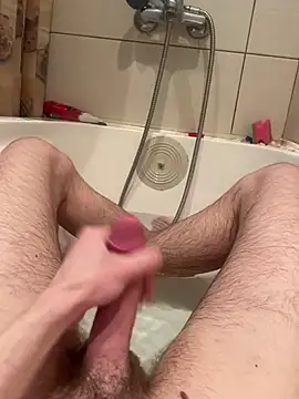 Snapshot of YourDreeam@xh chatting on 02.13.25 YourDreeamxh online show from 02.13.25