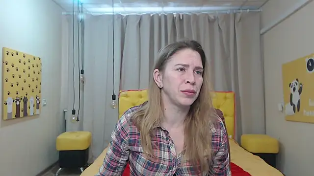 TessaDaybreak online show from 02.18.26