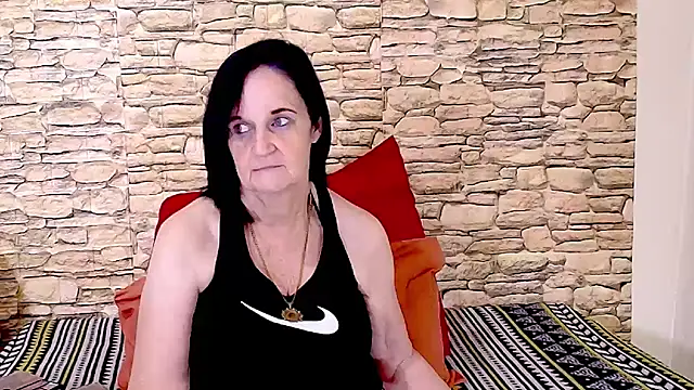 LuciousGrace online show from 11.27.25