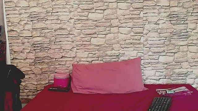 LuciousGrace online show from 04.21.26