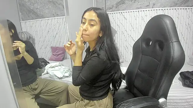 lucelly 15 online show from 11.28.25