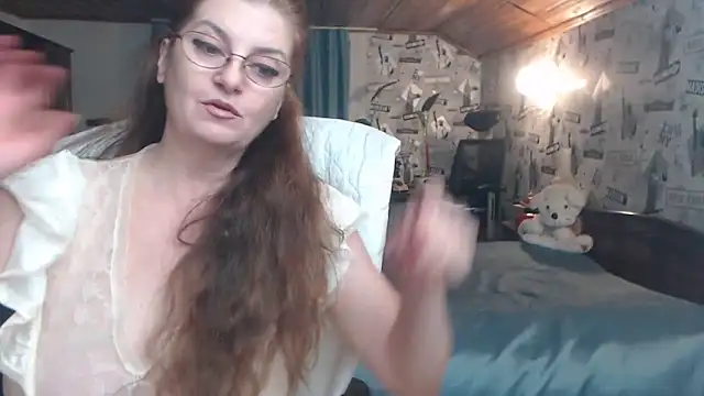 Snapshot of Tatyana72 chatting on 01.05.25 Tatyana72 online show from 01.05.25