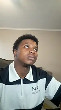 Snapshot of titopta chatting on 03.04.25 titopta online show from 03.04.25