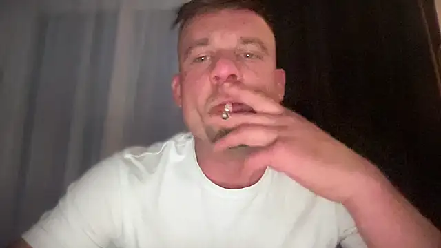 Snapshot of Hagener985 chatting on 05.18.26 Hagener985 online show from 05.18.26
