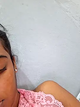 Snapshot of indianpink_lips chatting on 02.17.25 indianpink lips online show from 02.17.25