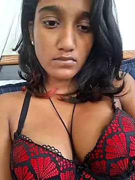 Snapshot of indianpink_lips chatting on 03.03.25 indianpink lips online show from 03.03.25