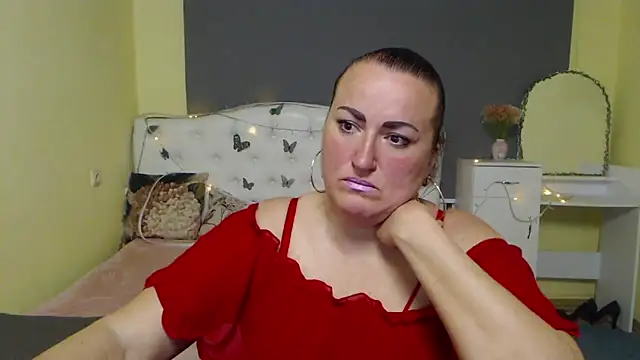 DianaMGG online show from 04.22.26