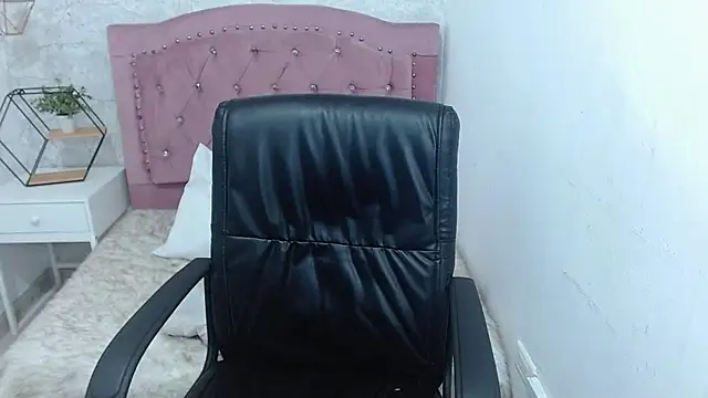 camilah tk online show from 02.18.25