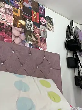 AmberHudson online show from 09.11.25