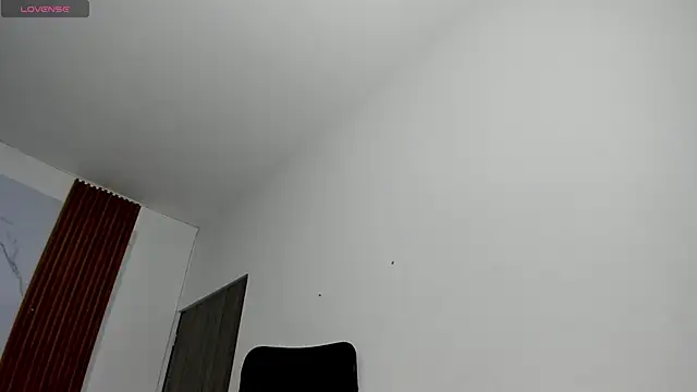 ZahraRose online show from 04.18.26