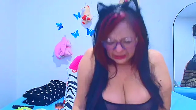 Veronica Milf1 online show from 03.23.25