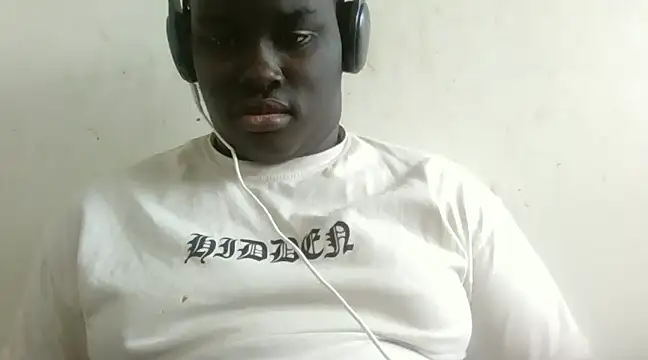 Snapshot of Akawsijunior21 chatting on 03.02.25 Akawsijunior21 online show from 03.02.25