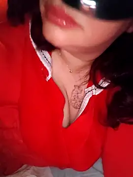 Loly2025 online show from 12.17.25