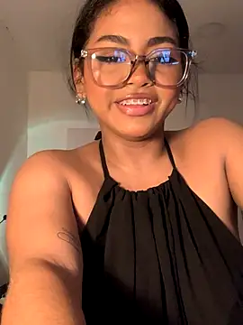 Dahiana Giil online show from 09.23.25