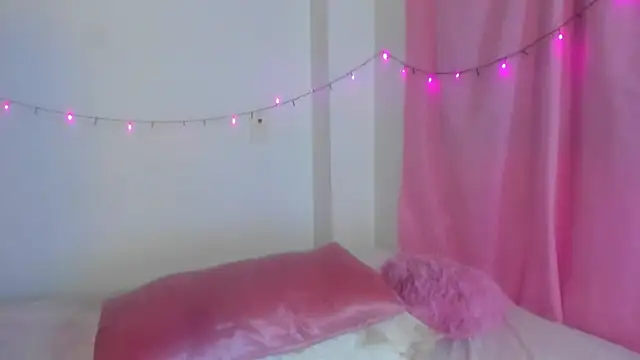 Danna Myst online show from 11.26.25