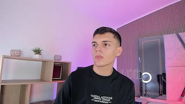 JacobRoberts1 online show from 11.28.25