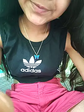 Snapshot of Aaradhna-hoy chatting on 03.17.25 Aaradhna-hoy online show from 03.17.25